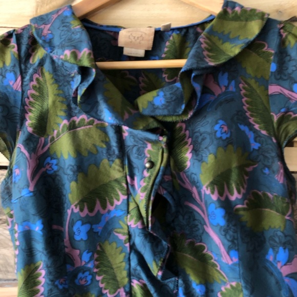 ANTHROPOLOGIE VANESSA VIRGINIA Silk button front ruffle shirt, size 4 - Picture 3 of 9